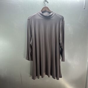 H is for Halston Top Women’s Size 1X  Solid 3/4 Sleeves Taupe
